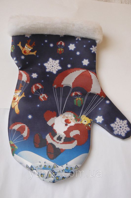 Пошита новорічна рукавичка для вишивки №3