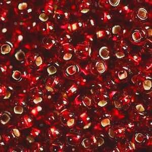 Бісер Чеський № 97070 Прозорий червоний зі срібною серединкою